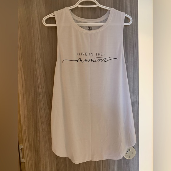 Athletic Works Dri-More white sleeveless shirt (Large) - Picture 2 of 5